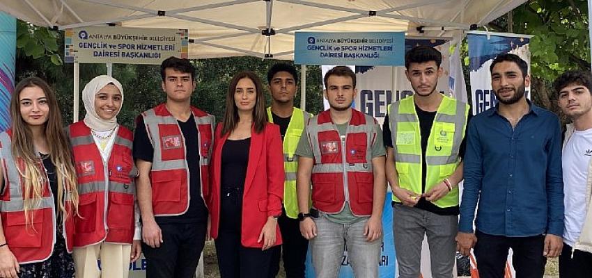 antalya-buyuksehir-ogrenci-topluluk-tanitim-gunlerine-katildi.jpg