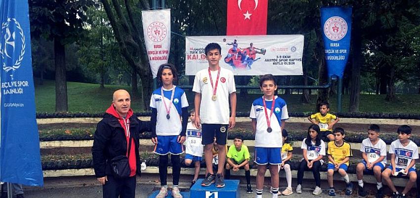 atletizm-akademi-meyvelerini-aldi.jpg