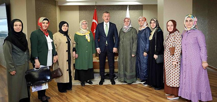 baskan-buyukakin-ortak-akil-sehirleri-ust-liglere-tasir.jpg