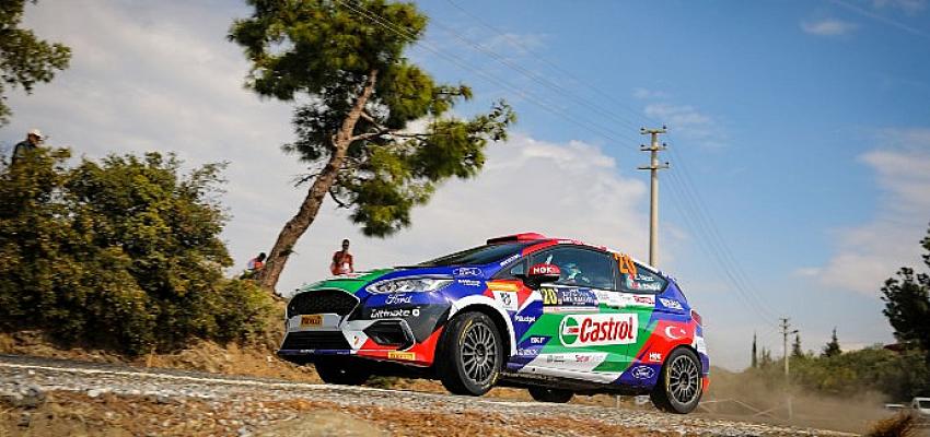 castrol-ford-team-turkiye-ege-rallisinin-de-markalar-birincisi-oldu.jpg