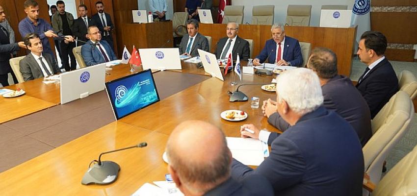 eu-danisma-kurulu-izmir-valisi-yavuz-selim-kosgerin-baskanliginda-toplandi.jpg