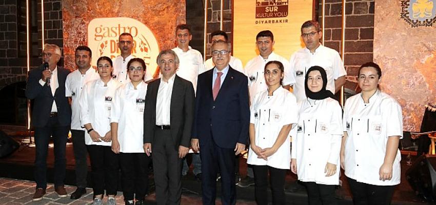 gastro-diyarbakir-gala-yemegi-ile-lezzeti-katladi.jpg