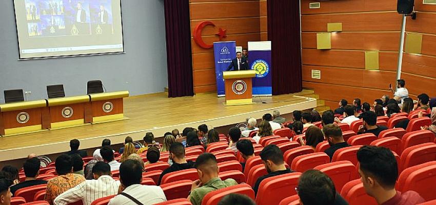 harran-universitesinde-bilisim-gunlerine-ev-sahipligi-yapti.jpg