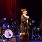 uskudarda-90lar-coskusu-uskudarda-90larin-unlu-isimleri-muzik-ruzgari-estirdi.jpg