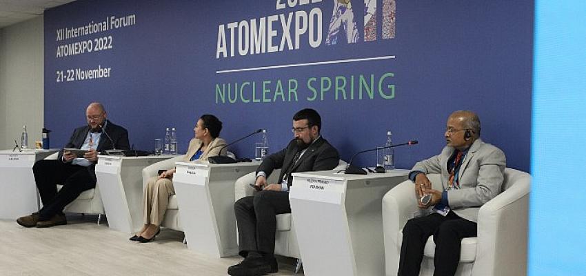 atomexpo-2022-forumuna-katilan-uzmanlar-maviyi-gelecegin-ekonomisinin-rengi-olarak-nitelendirdi.jpg