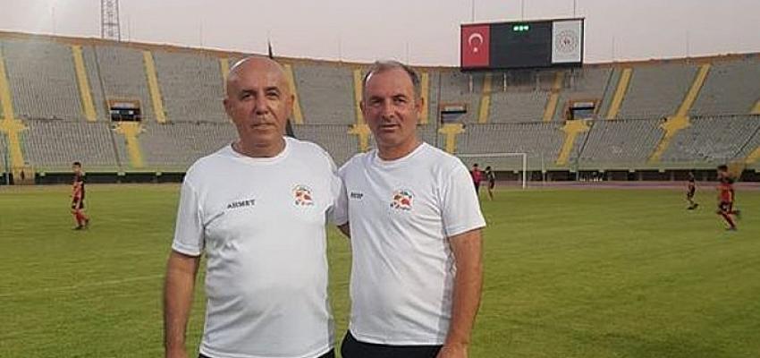 futbolun-unluleri-akhisarli-1-yasindaki-sma-tip-1-hastasi-ebrar-akturk-bebek-icin-sahaya-cikiyor.jpg