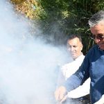 kemer-belediye-baskani-necati-topaloglundan-ogrencilere-mangal-partisi-duzenledi.jpg