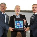 yazar-iskender-palanin-13-romani-13-resme-esin-kaynagi-oldu.jpg