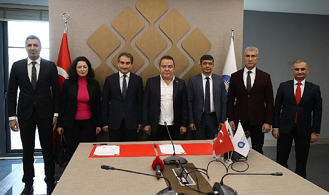antalya-buyuksehir-belediyesinden-calisanlara-30-bin-tl-promosyon.jpg