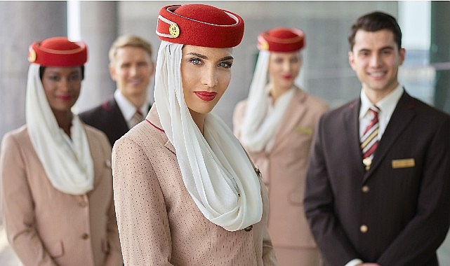 emirates-turkiyedeki-kabin-memuru-alimlarina-devam-ediyor.jpg