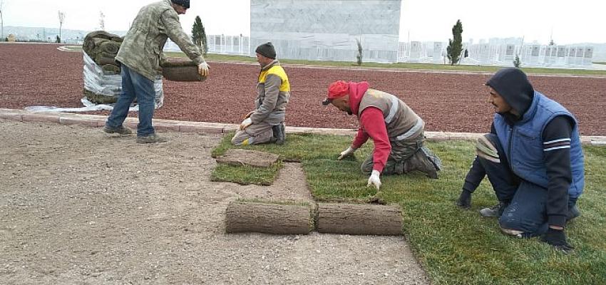 sehit-ogretmenler-aniti-yeseriyor.jpg