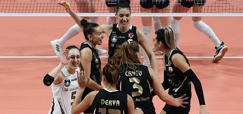 vakifbank-pttye-set-vermedi.jpg