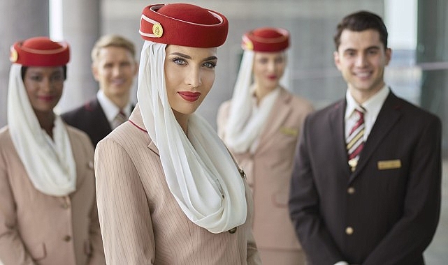 emirates-kabin-memuru-alimlarina-devam-ediyor.jpg