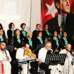 kinikta-sarkilar-bizi-soyler-biz-de-sarki-soyleriz-konseri-yogun-ilgi-gordu.jpg