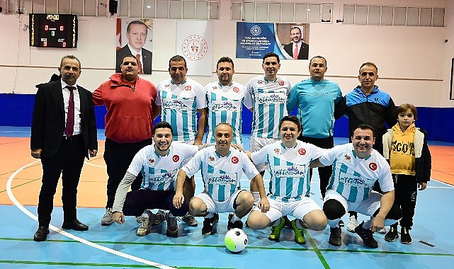 kurumlar-arasi-futsal-turnuvasi-basladi.jpg