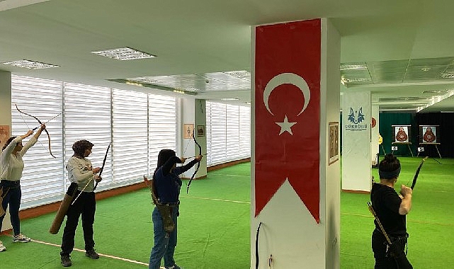 nevsehir-belediyesi-genclik-ve-spor-kulubunde-geleneksel-turk-okculugu-kursu-acildi.jpg