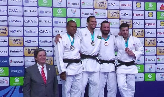 niluferli-milli-judocu-portekizden-bronz-madalya-ile-dondu.jpg
