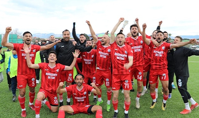 burhaniye-belediyespor-3-lig-yolunda-dolu-dizgin-devam-ediyor.jpg