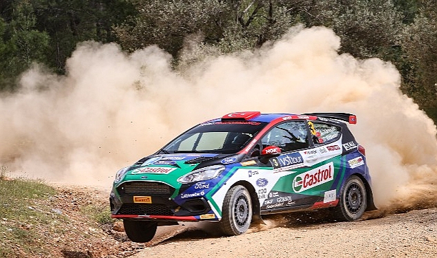 castrol-ford-team-turkiye-genc-pilotlari-ile-podyumu-domine-etti-markalar-birinciligine-uzandi.jpg