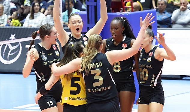 kupa-voleyde-sampiyon-vakifbank.jpg