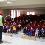 nevsehir-belediyesi-deprem-bolgesinden-nevsehire-gelen-cocuklara-ozel-olarak-okullarda-yaptigi-etkinliklerini-surduruyor.jpg