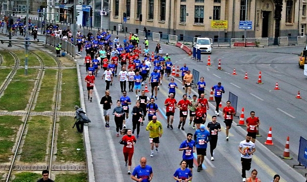 izmir-trafigine-maraton-duzenlemesi.jpg