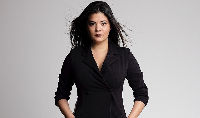 ayse-atamdan-yeni-sarki-nafile.jpg
