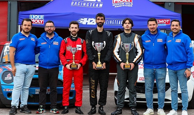 izmirli-h2k-racing-team-korfezden-3-kupayla-dondu.jpg