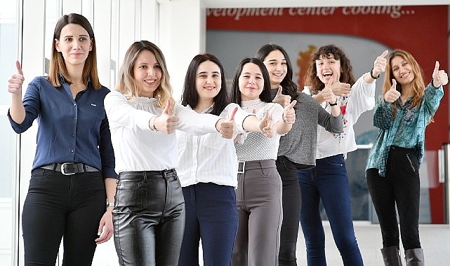 kadin-muhendis-adaylarina-we-power-ile-bshden-tam-destek.jpg