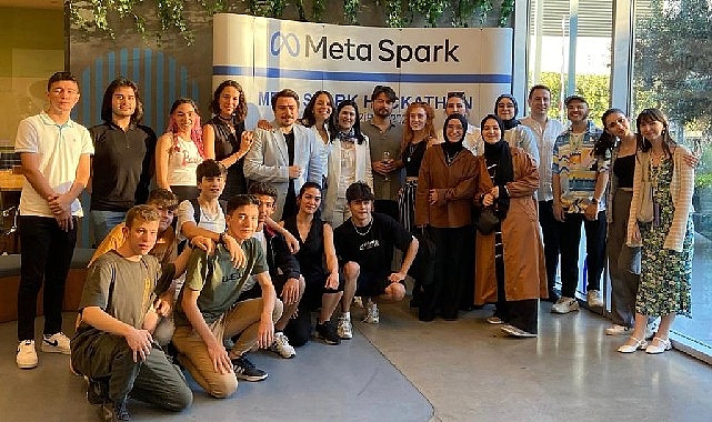 meta-spark-hackathon-sanat-ve-teknoloji-dunyasini-bir-araya-getirdi.jpg