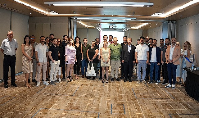 e-ihracat-platformu-mega-merchant-avrupa-ve-amerikanin-kapilarini-turk-urunlerine-aciyor.jpg