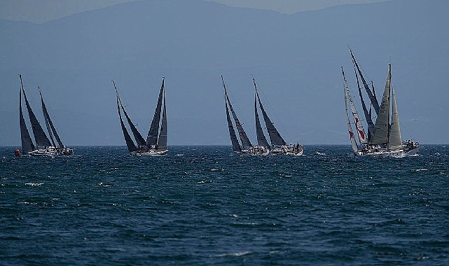 11-tayk-eker-olympos-regatta-yelken-yarisinda-buyuk-kupayi-fenerbahce-dogus-yelken-yat-takimi-fenerbahce-1-takimi-kazandi.jpg