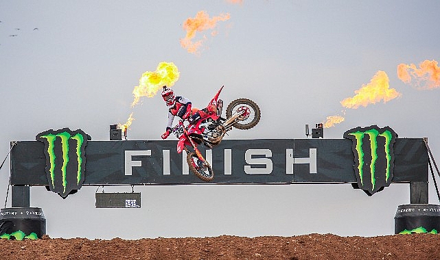 mxgp-turkiyeyi-yine-tim-gajser-kazandi.jpg