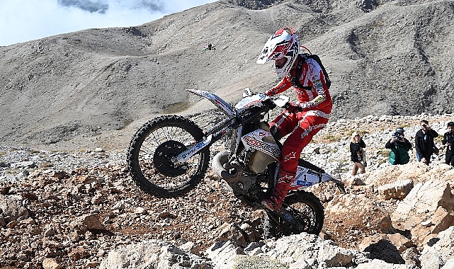 14-sea-to-sky-enduro-motosiklet-yarislari-sona-erdi.jpg