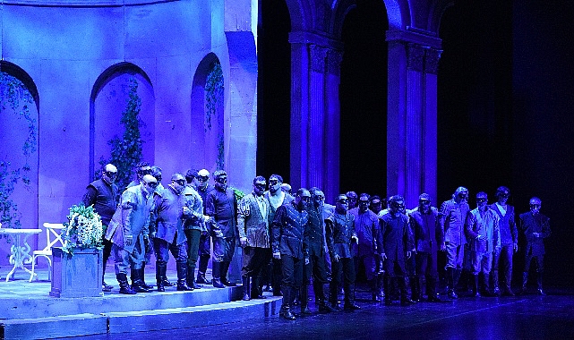beyoglu-kultur-yolu-festivalinde-her-begeniye-hitap-eden-muzik-aksami.jpg