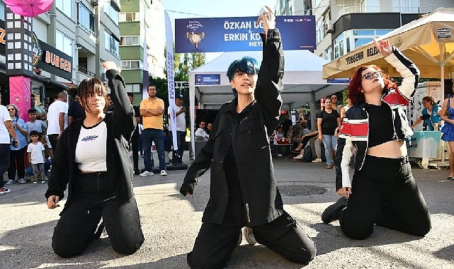 mersinliler-5-mersin-kushimoto-sokagi-sokak-sanatcilari-festivaline-yogun-ilgi-gosterdi.jpg
