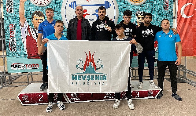 nevsehir-belediyesi-genclik-ve-spor-kulubunun-milli-sporcusu-yasar-karaca-turkiye-sampiyonu.jpg