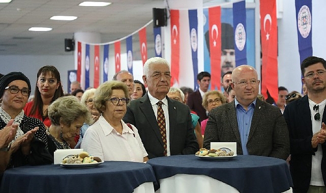 cumhuriyetin-100-yili-sergisi-kapilarini-acti.jpg