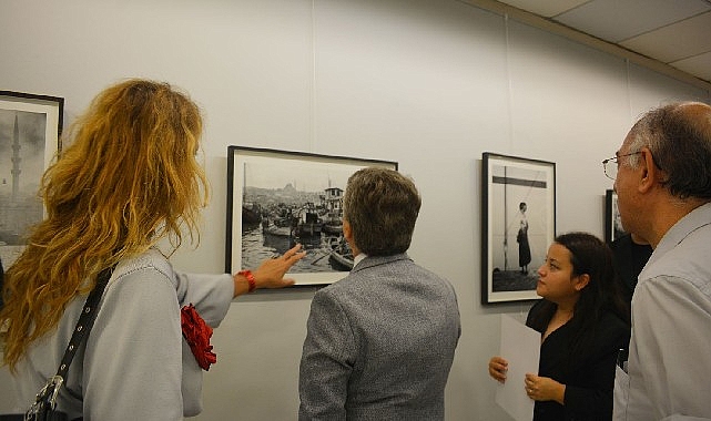 fotografin-ustasi-ara-gulerin-istanbul-ve-izmir-fotograflari-sanatseverlerle-bulustu.jpg