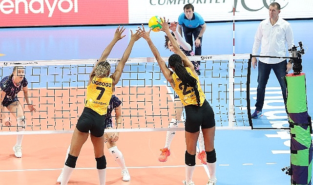 vakifbank-cev-sampiyonlar-liginde-pazovayi-3-1-ile-gecti.jpg