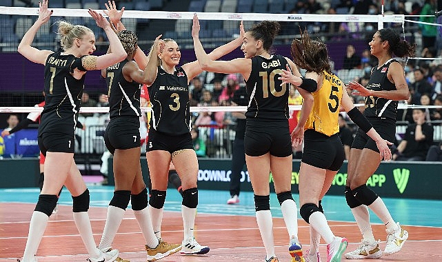 vakifbank-kulupler-dunya-sampiyonasinda-ust-uste-3-kez-finalde.jpg