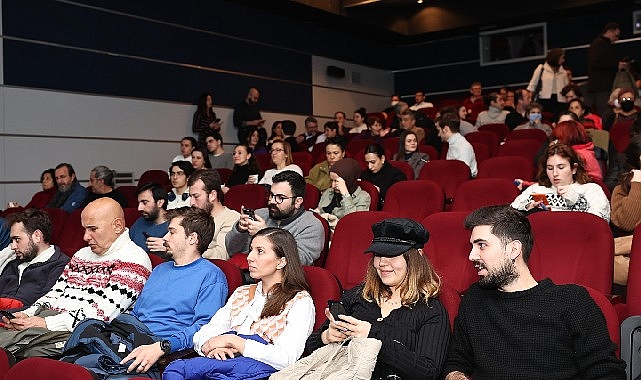 baska-sinema-rota-bursa-ile-niluferde-film-soleni-basladi.jpg