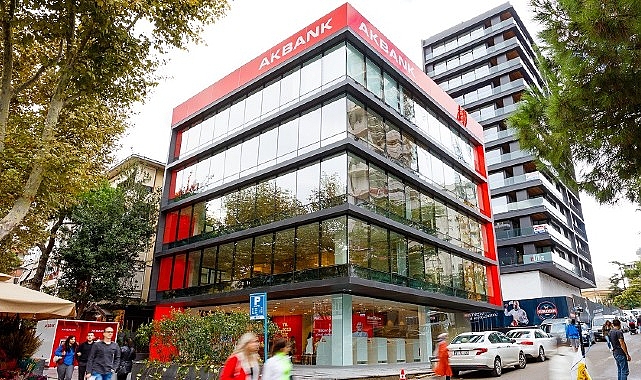 akbank-vikimaratonda-is-hayatinda-kadin-icerikleri-mercek-altina-alinacak.jpg