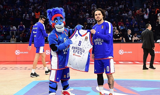 anadolu-efes-spor-kulubu-8-mart-dunya-kadinlar-gunu-kapsaminda-yanindayiz-dernegi-is-birligiyle-onemli-bir-calismaya-imza-atti.jpg
