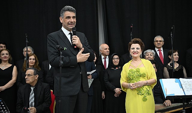 kartepe-belediye-tarafindan-duzenlenen-turk-sanat-muzigi-konseri-buyuk-bir-ilgiyle-izlendi.jpg