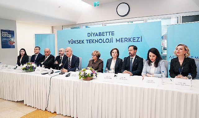 acibadem-uluslararasi-diyabet-yuksek-teknoloji-merkezi-acildi.jpg