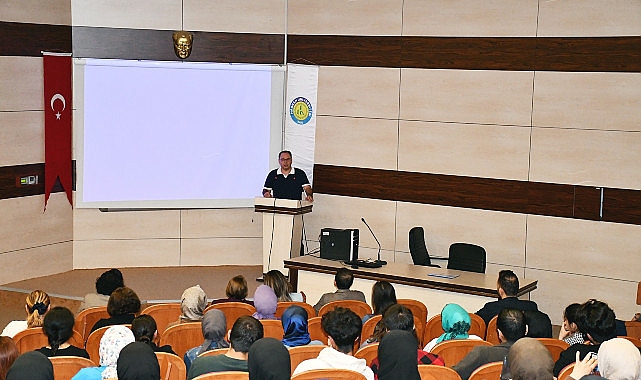 harran-universitesinde-kanserde-farkindaliga-dikkat-cekildi.jpg