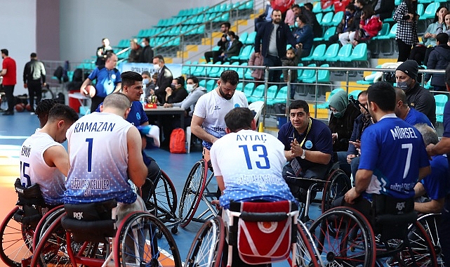bagcilar-belediyesi-sporcusu-emrah-elban-milli-takima-yardimci-antrenor-oldu.jpg