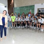 baskan-kinay-orbit-karabaglarspor-kiz-futbol-takimiyla-bulustu-sampiyonluk-bekliyoruz.jpg