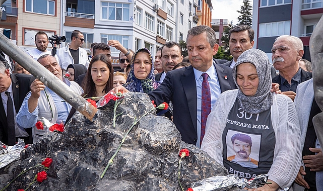 chp-genel-baskani-ozgur-ozel-ve-izmir-buyuksehir-belediye-baskani-dr-cemil-tugay-somada-maden-sehitlerinin-aileleriyle-bulustu.jpg